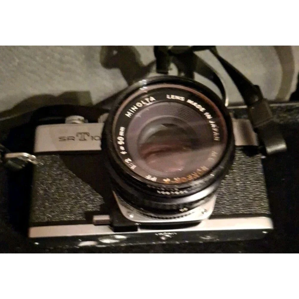 Classic Minolta SRT 100 35mm SLR Film Camera With MD 50mm F2 Lens